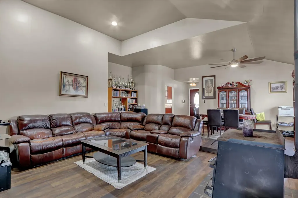 113 Gordon Avenue West Babylon NY 11704