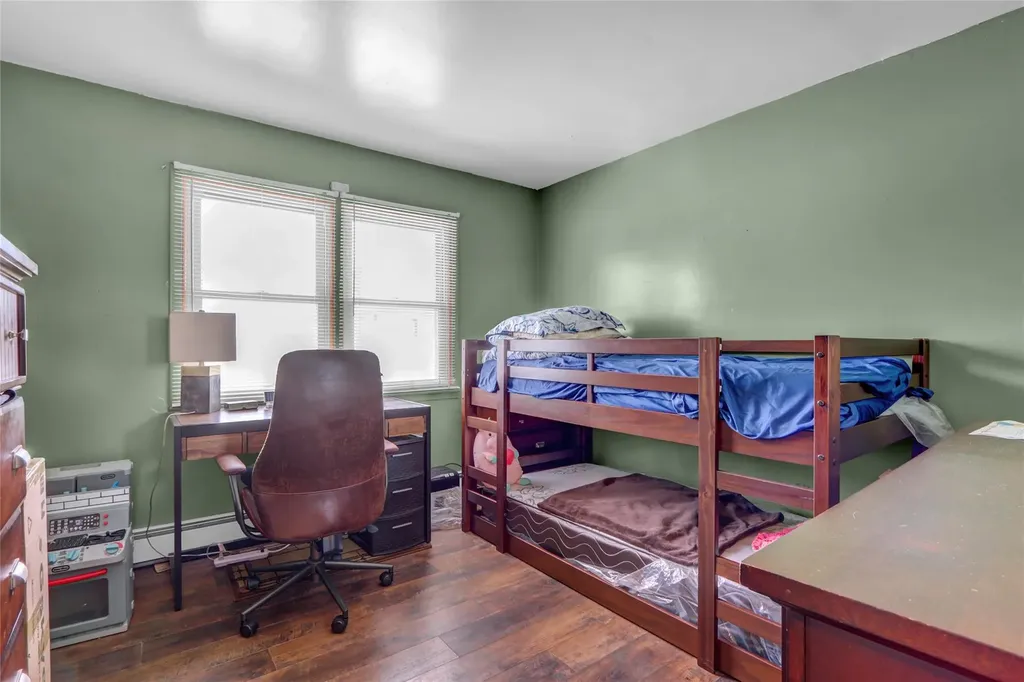 113 Gordon Avenue West Babylon NY 11704