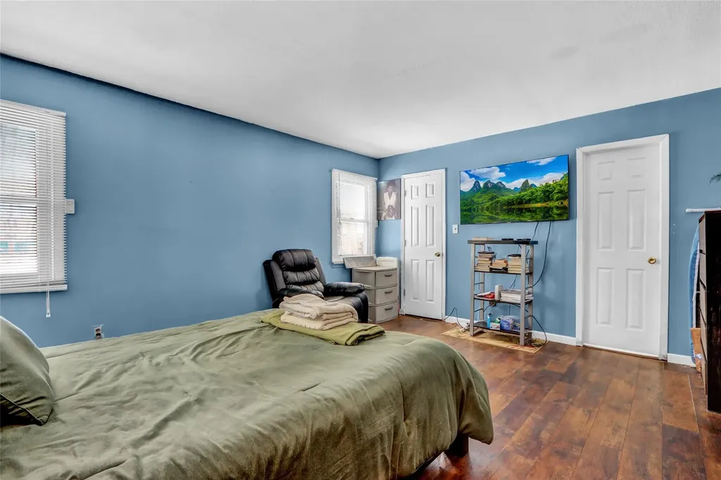113 Gordon Avenue West Babylon NY 11704