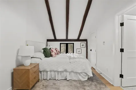 39 Old Snake Hill Road Pound Ridge NY 10576