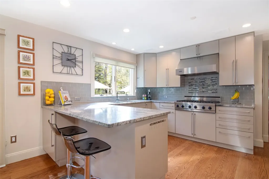 8 Hudson Road E Irvington NY 10533