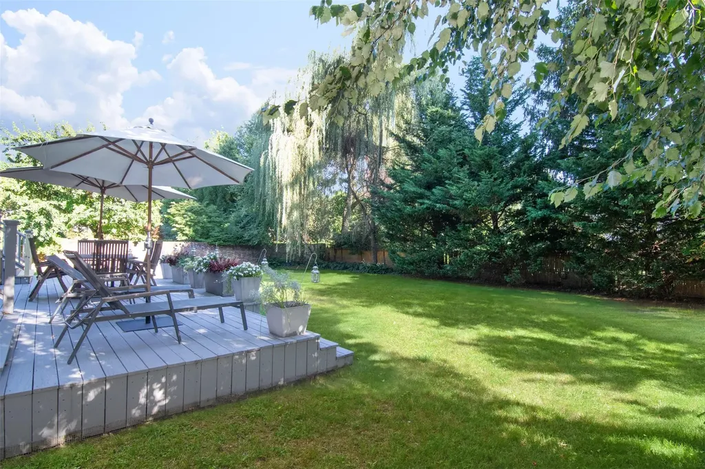 8 Hudson Road E Irvington NY 10533
