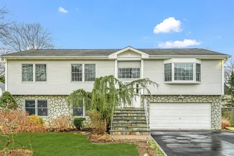 9 Adelphi Avenue Harrison NY 10528
