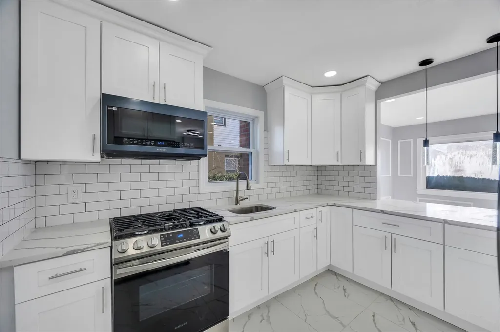 362 Norfeld Boulevard Elmont NY 11003