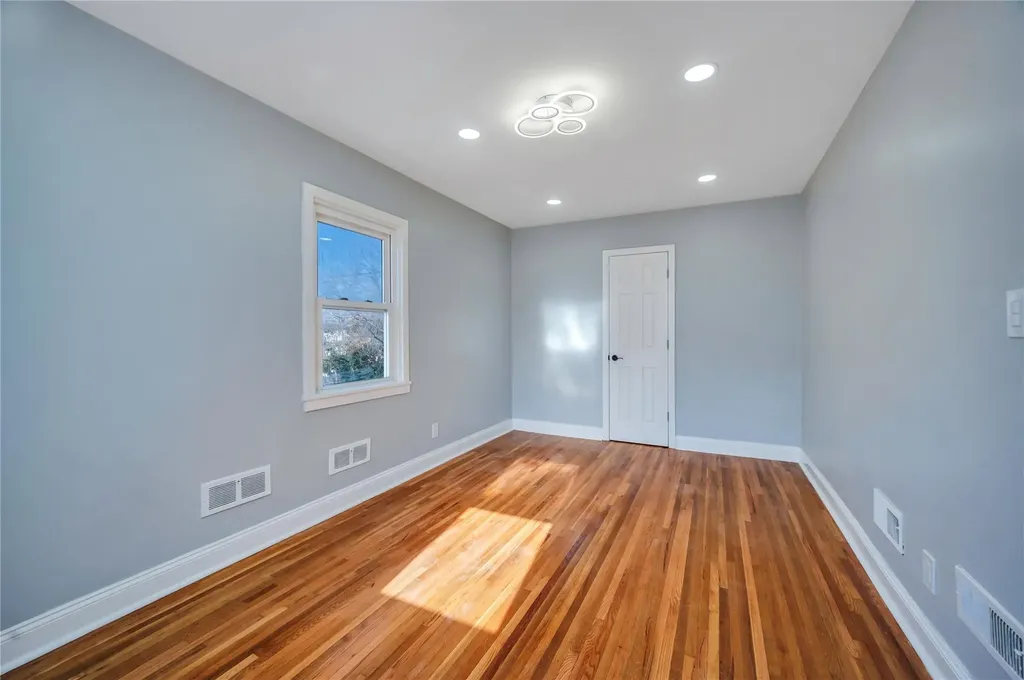 362 Norfeld Boulevard Elmont NY 11003