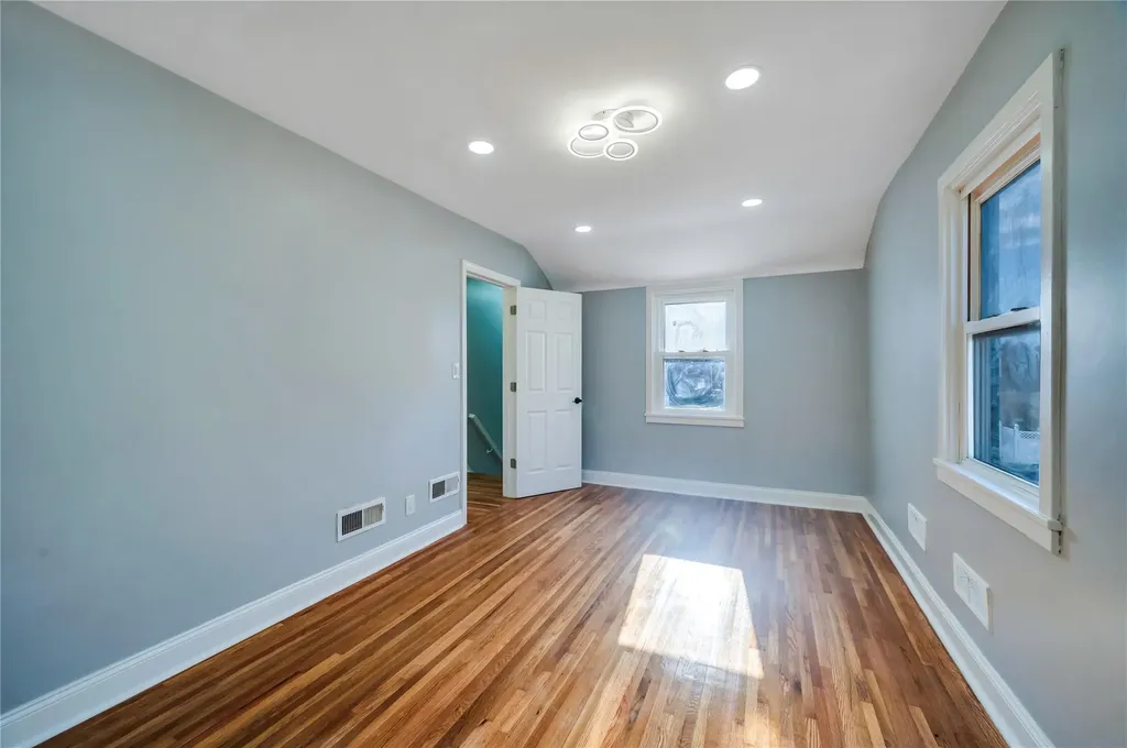 362 Norfeld Boulevard Elmont NY 11003