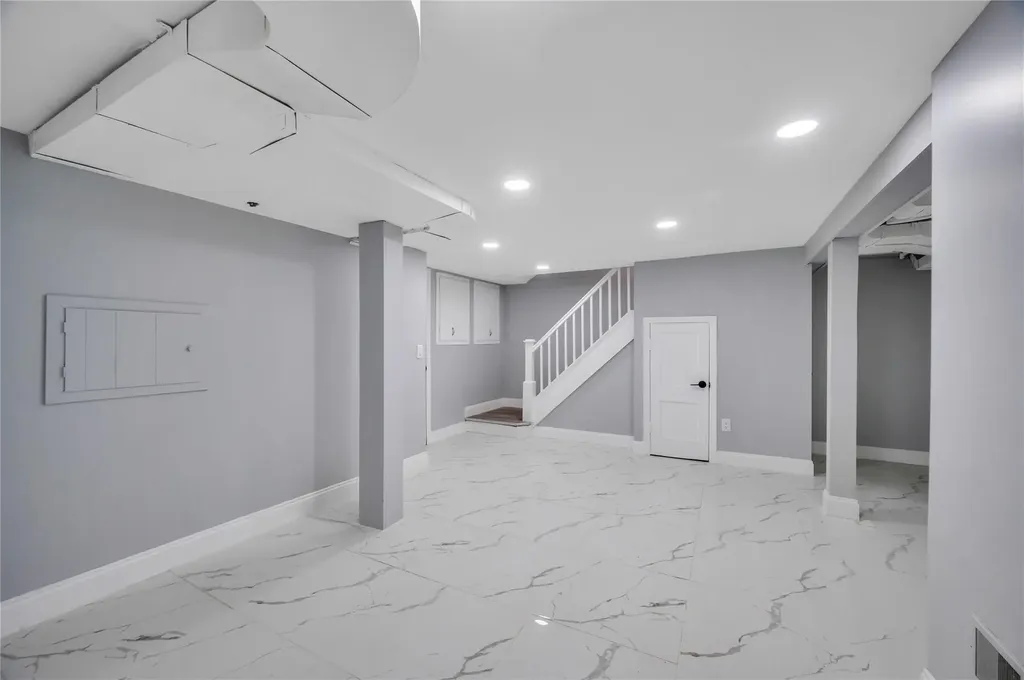 362 Norfeld Boulevard Elmont NY 11003
