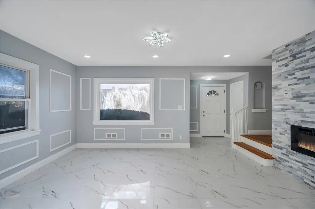 362 Norfeld Boulevard Elmont NY 11003