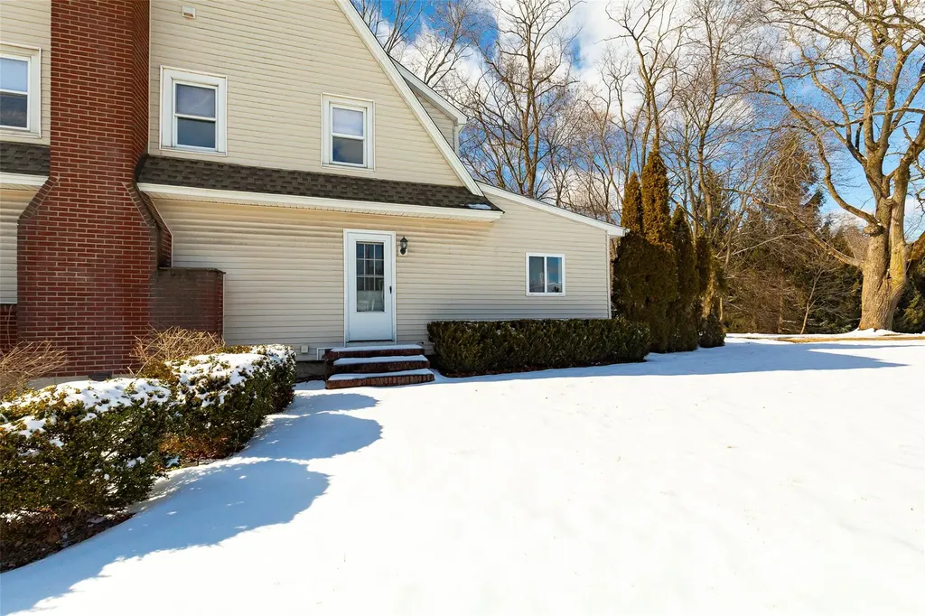729 Dutchess Turnpike Poughkeepsie NY 12603