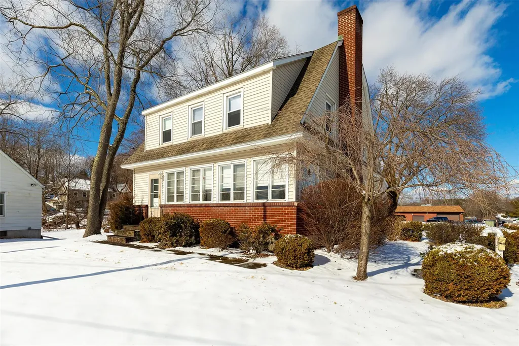 729 Dutchess Turnpike Poughkeepsie NY 12603