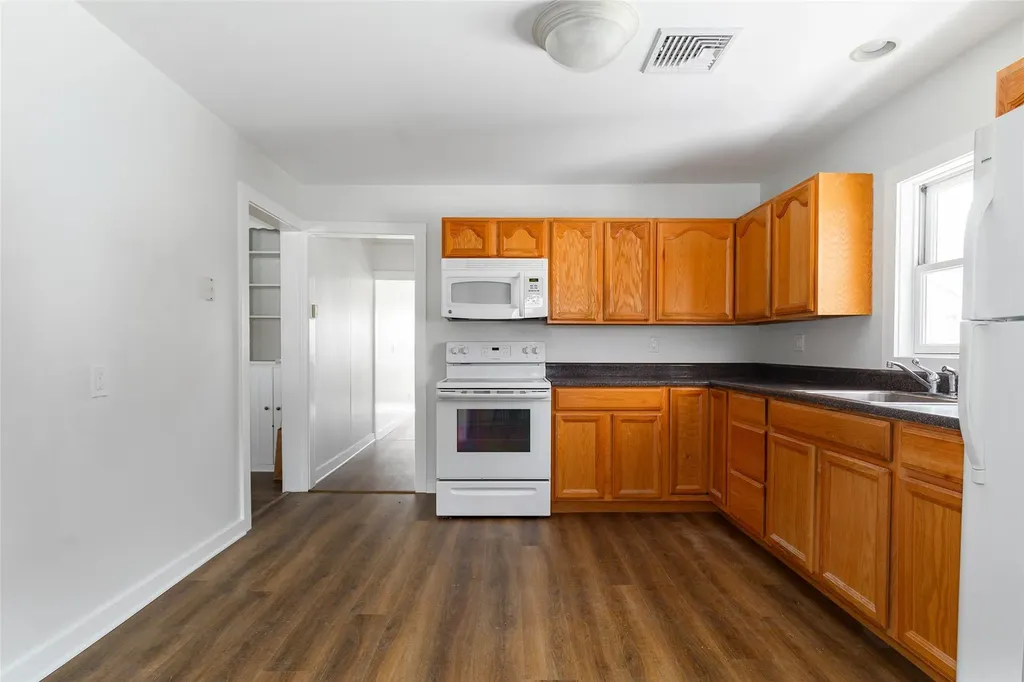 729 Dutchess Turnpike Poughkeepsie NY 12603