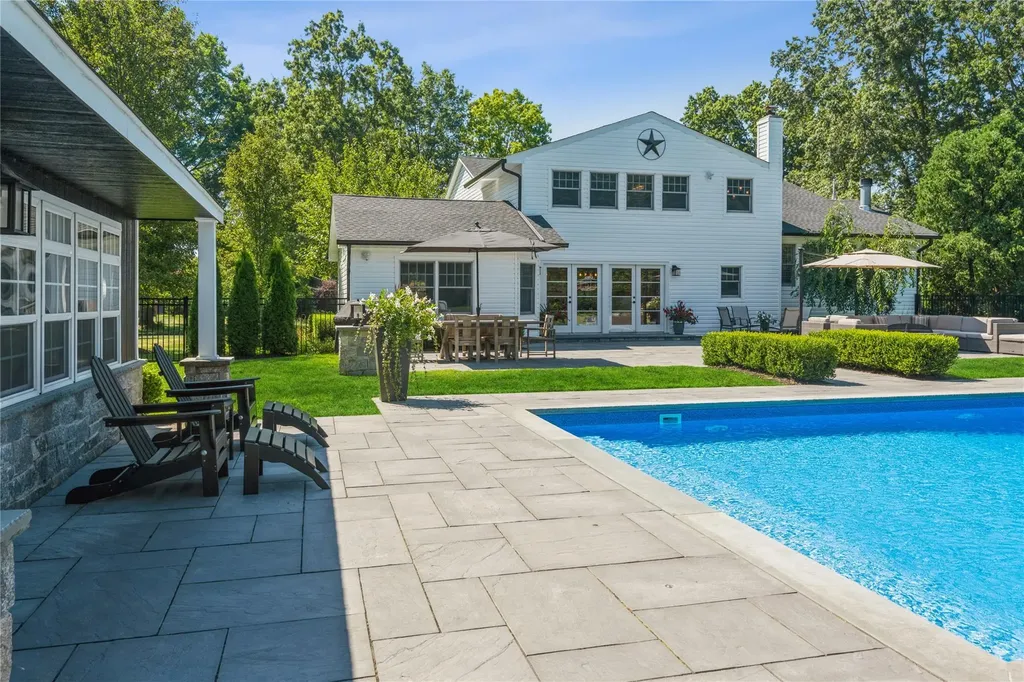 100 Hickman Street Syosset NY 11791