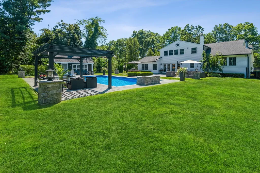 100 Hickman Street Syosset NY 11791