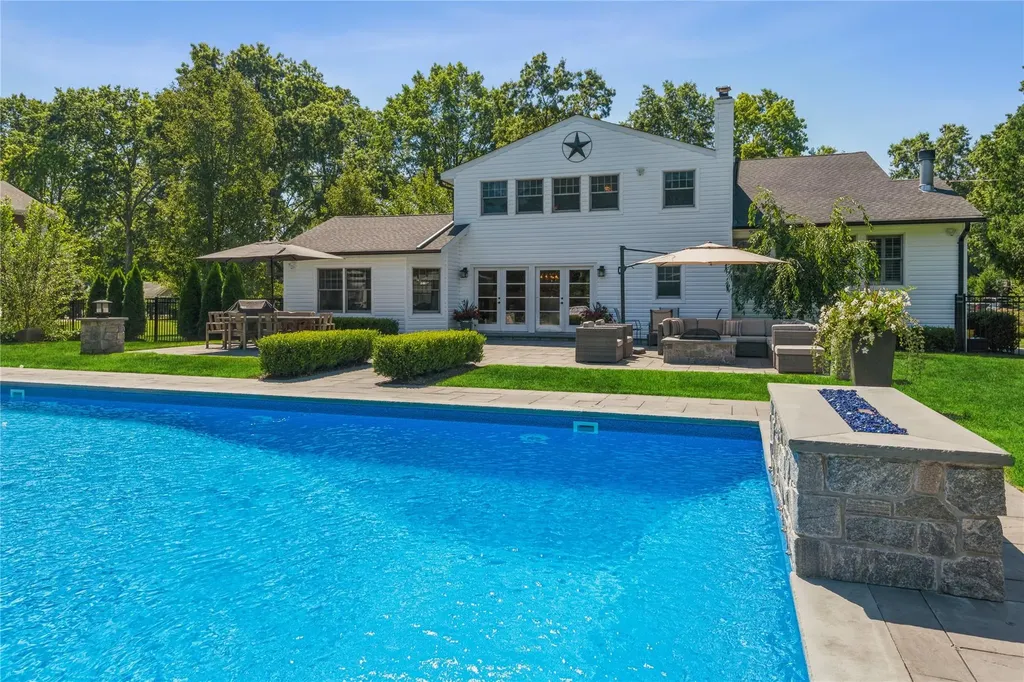 100 Hickman Street Syosset NY 11791