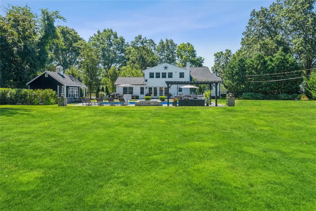 100 Hickman Street Syosset NY 11791