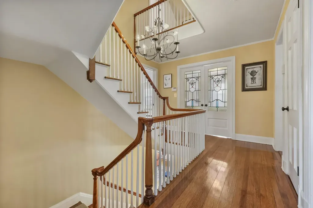 32 Grove Lane Bronxville NY 10708