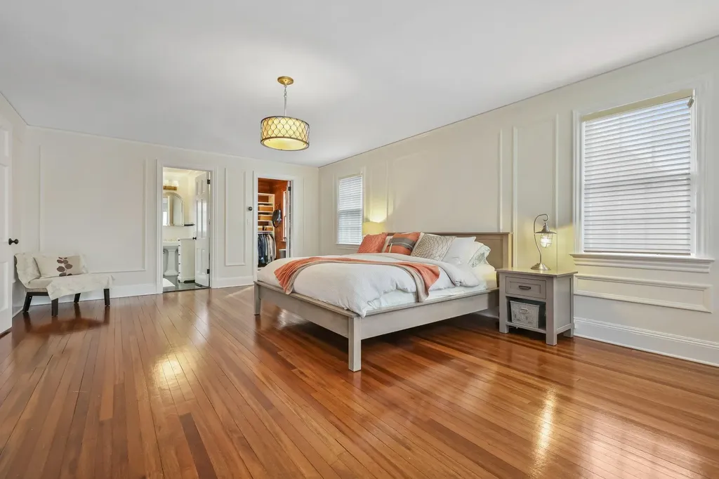 32 Grove Lane Bronxville NY 10708