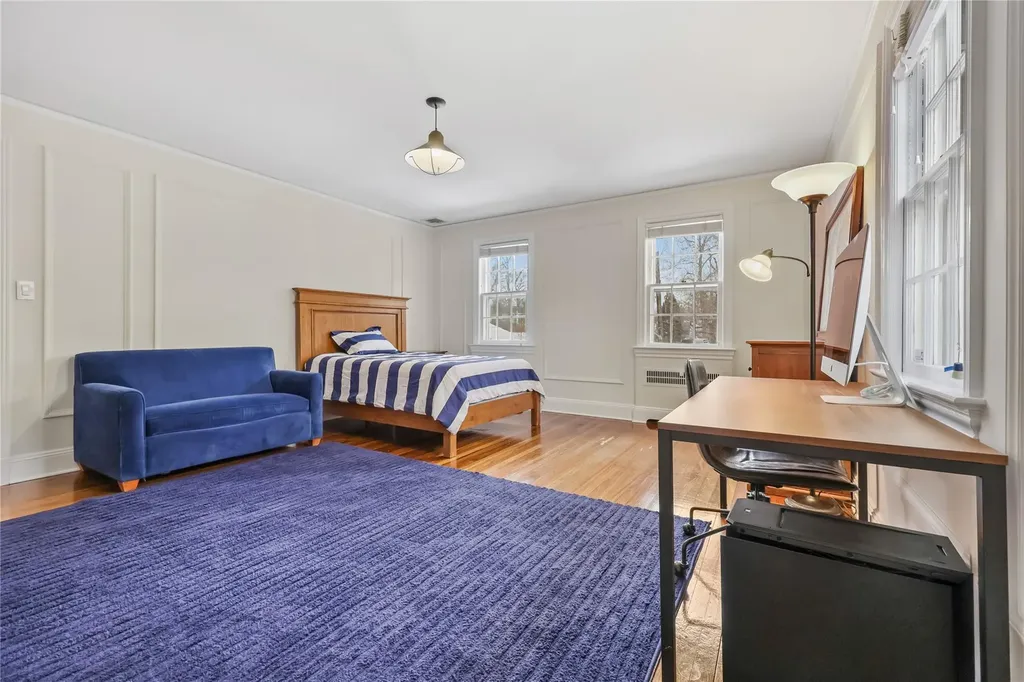 32 Grove Lane Bronxville NY 10708