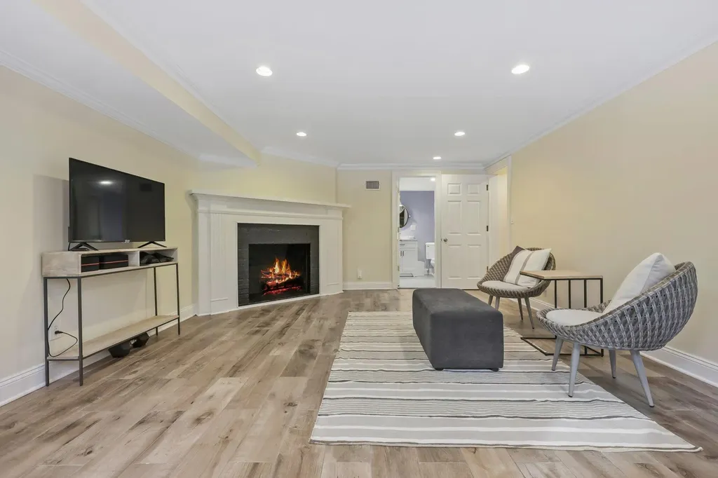 32 Grove Lane Bronxville NY 10708