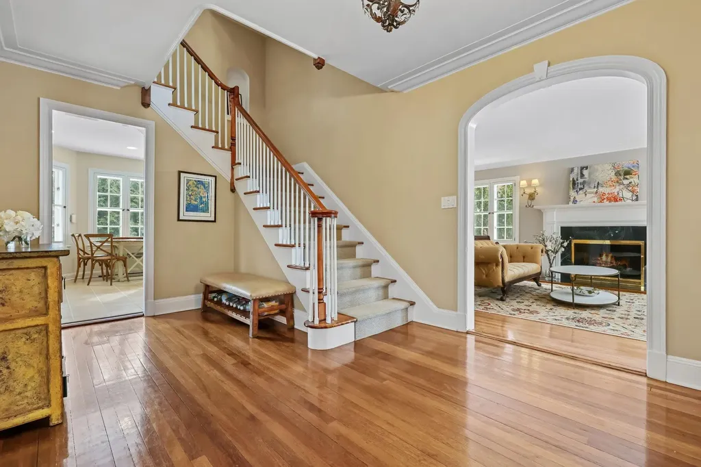 32 Grove Lane Bronxville NY 10708