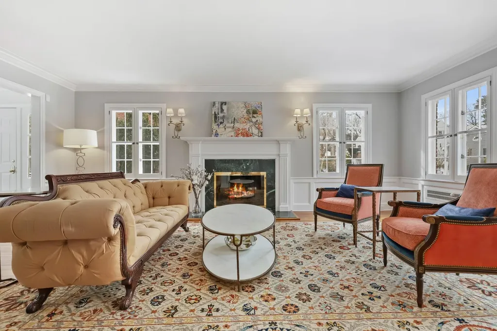 32 Grove Lane Bronxville NY 10708