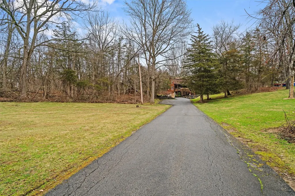 16 Hedges Road Warwick NY 10990