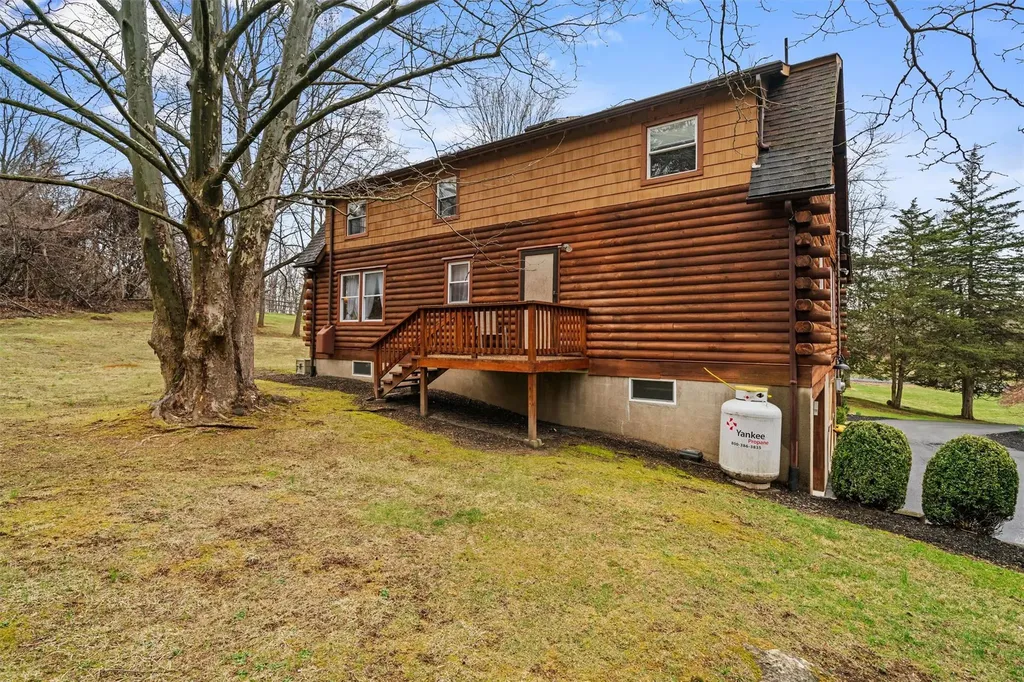 16 Hedges Road Warwick NY 10990