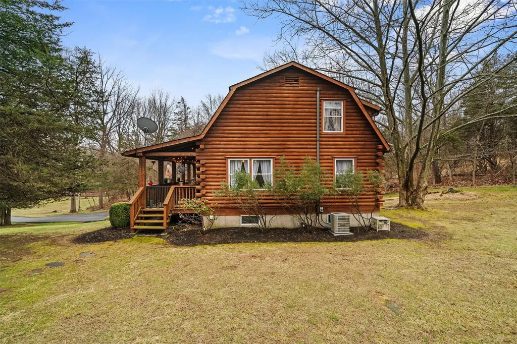 16 Hedges Road Warwick NY 10990