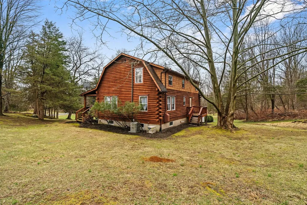 16 Hedges Road Warwick NY 10990