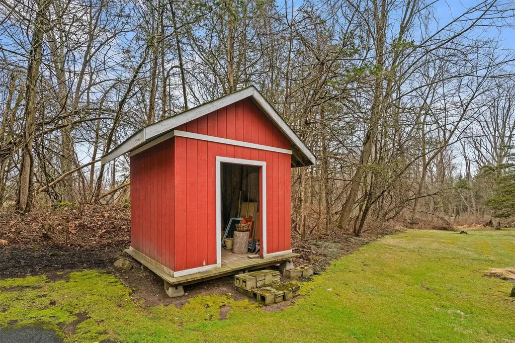 16 Hedges Road Warwick NY 10990