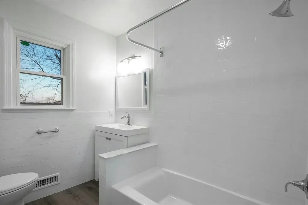 7 Bonnie Briar Road White Plains NY 10607