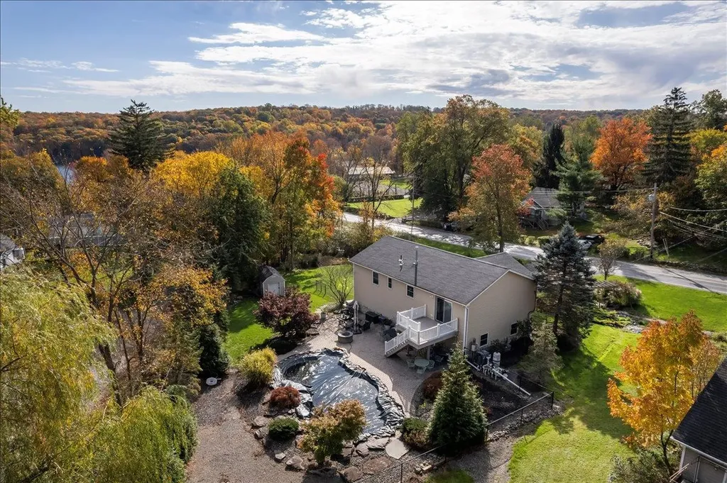 28 Heaton Road Monroe NY 10950