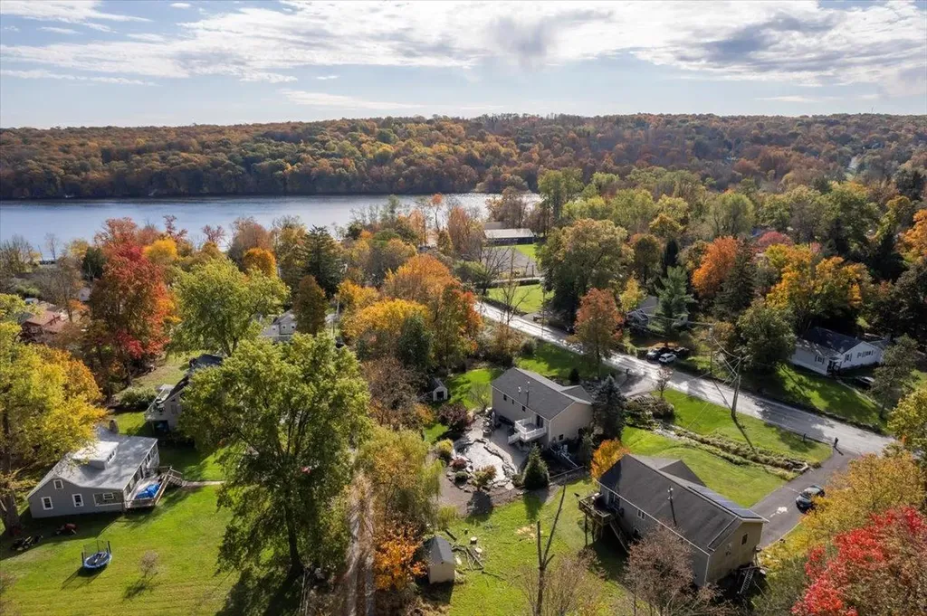28 Heaton Road Monroe NY 10950
