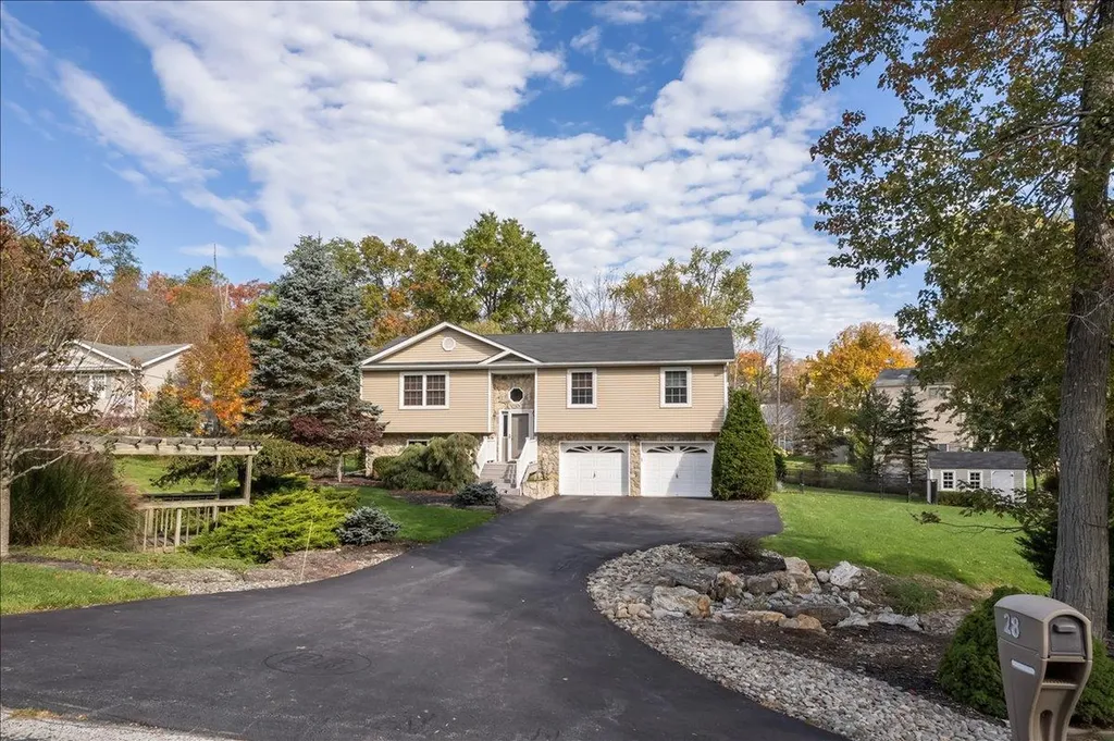 28 Heaton Road Monroe NY 10950