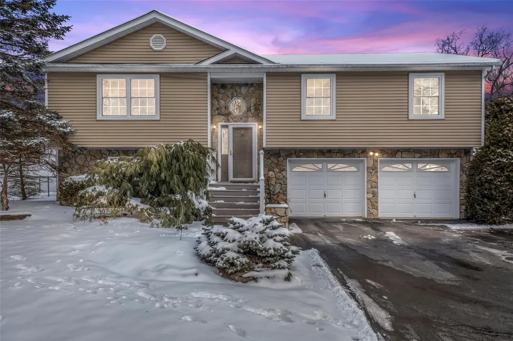 28 Heaton Road Monroe NY 10950