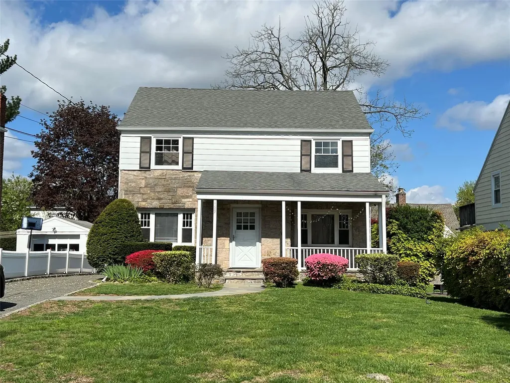 169 Gaylor Road Scarsdale NY 10583