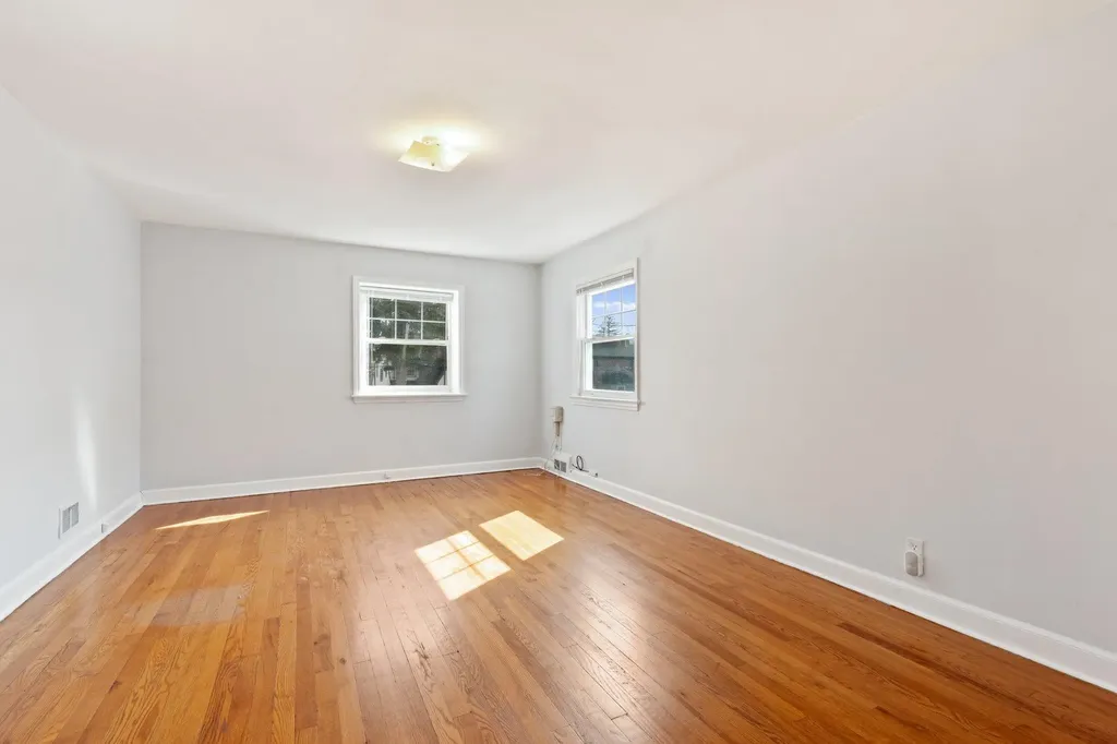 169 Gaylor Road Scarsdale NY 10583