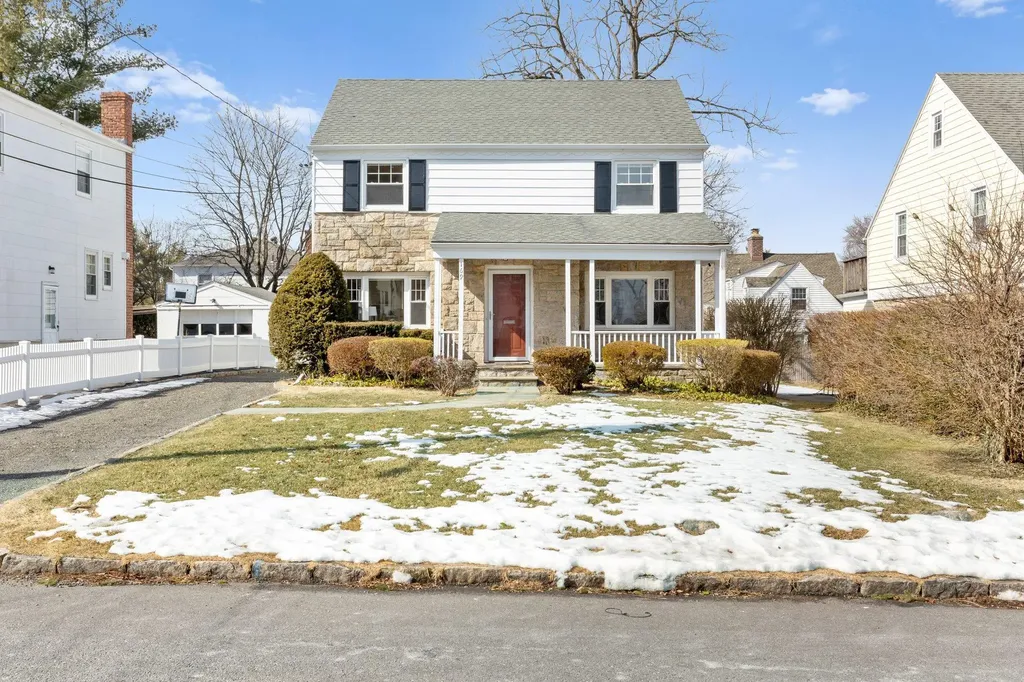 169 Gaylor Road Scarsdale NY 10583