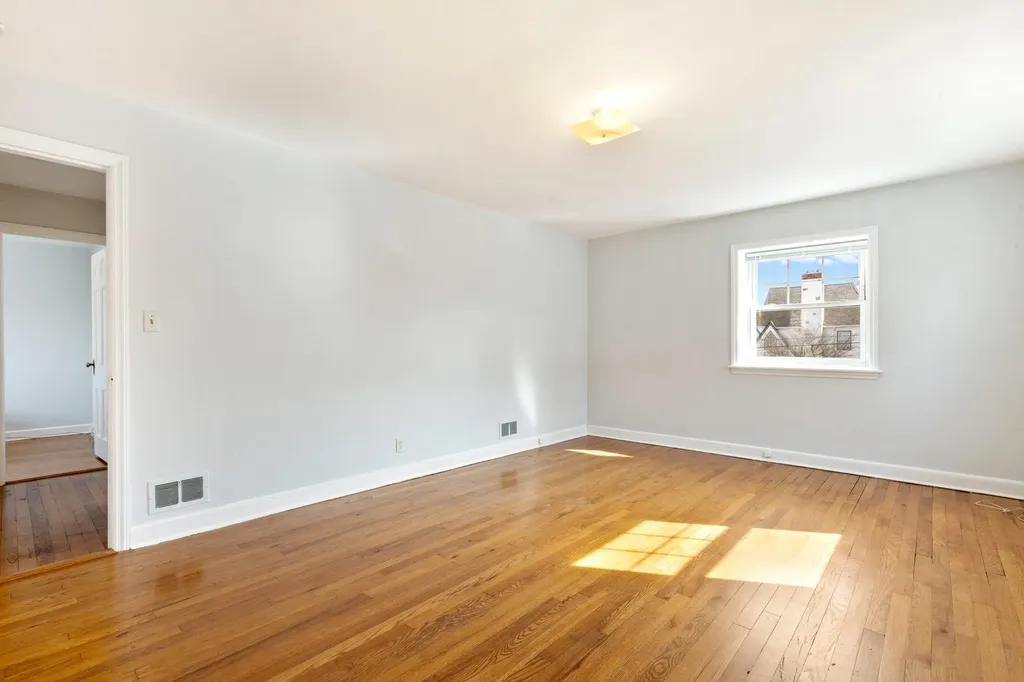 169 Gaylor Road Scarsdale NY 10583