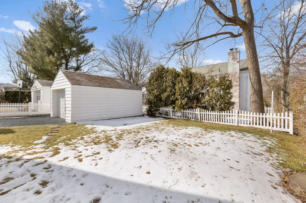 169 Gaylor Road Scarsdale NY 10583