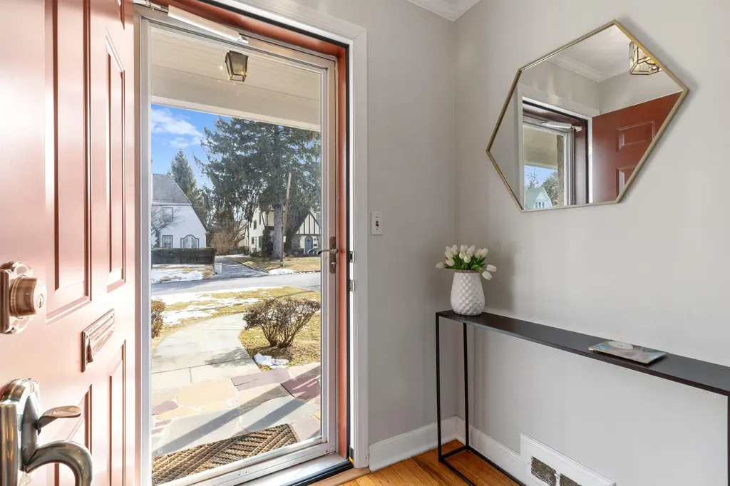 169 Gaylor Road Scarsdale NY 10583