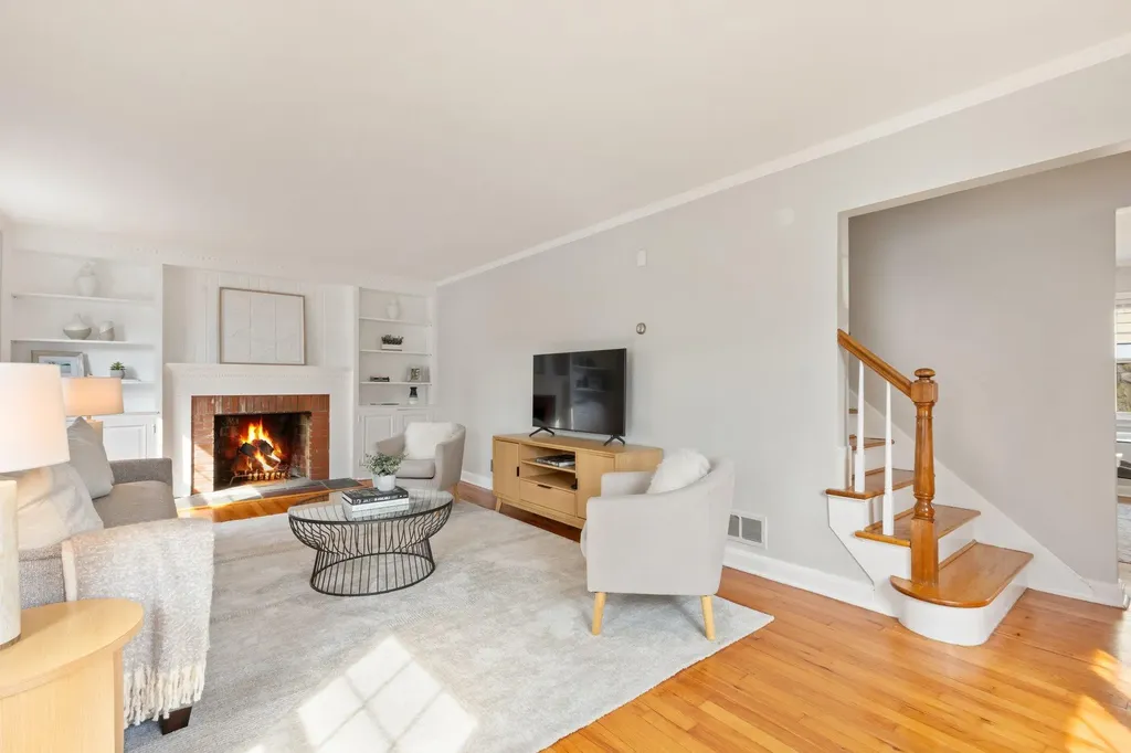 169 Gaylor Road Scarsdale NY 10583
