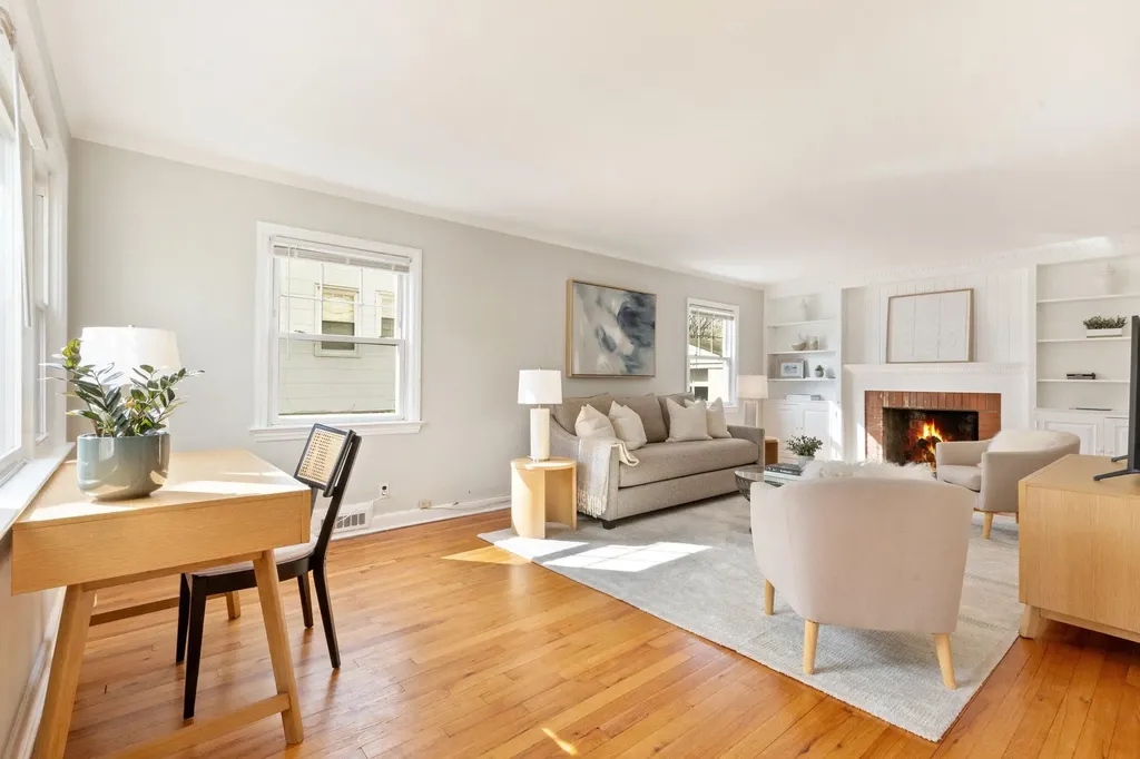 169 Gaylor Road Scarsdale NY 10583