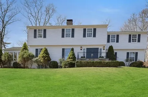 11 Carolyn Place Armonk NY 10504