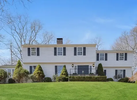 11 Carolyn Place Armonk NY 10504