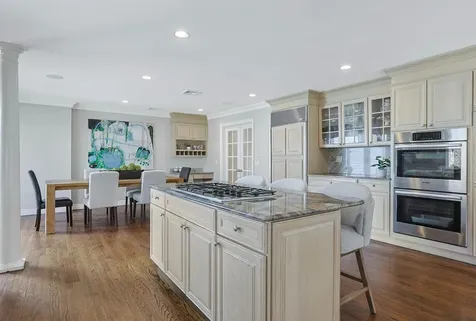 11 Carolyn Place Armonk NY 10504