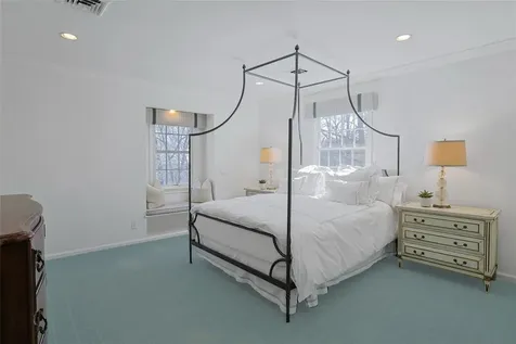 11 Carolyn Place Armonk NY 10504