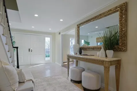 11 Carolyn Place Armonk NY 10504