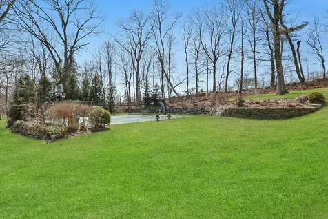 11 Carolyn Place Armonk NY 10504