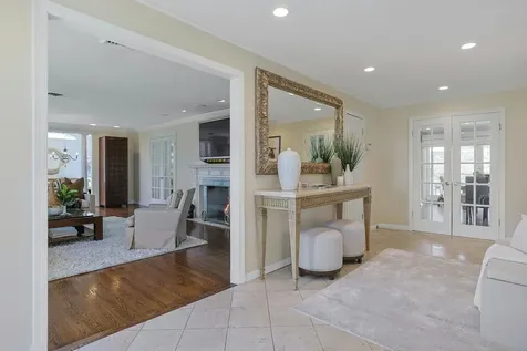 11 Carolyn Place Armonk NY 10504